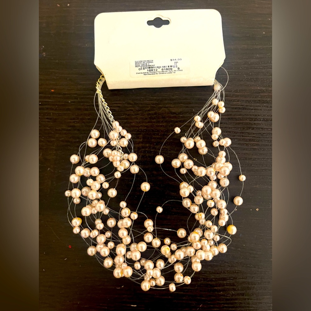 Pearl necklace (pink)